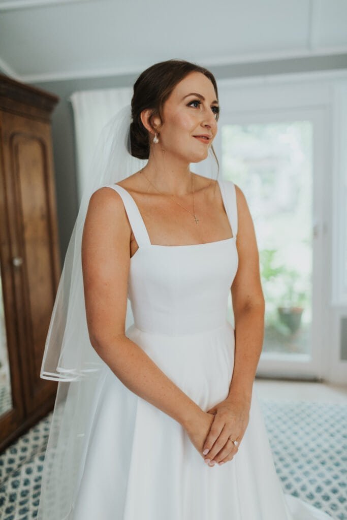 Mobile bridal makeup Orange